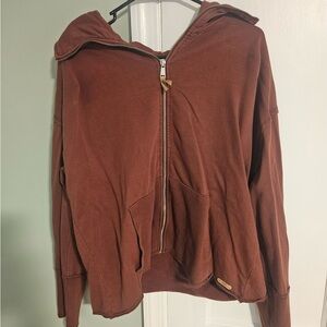 BKE Women's Rust Zipper Sweatshirt Top